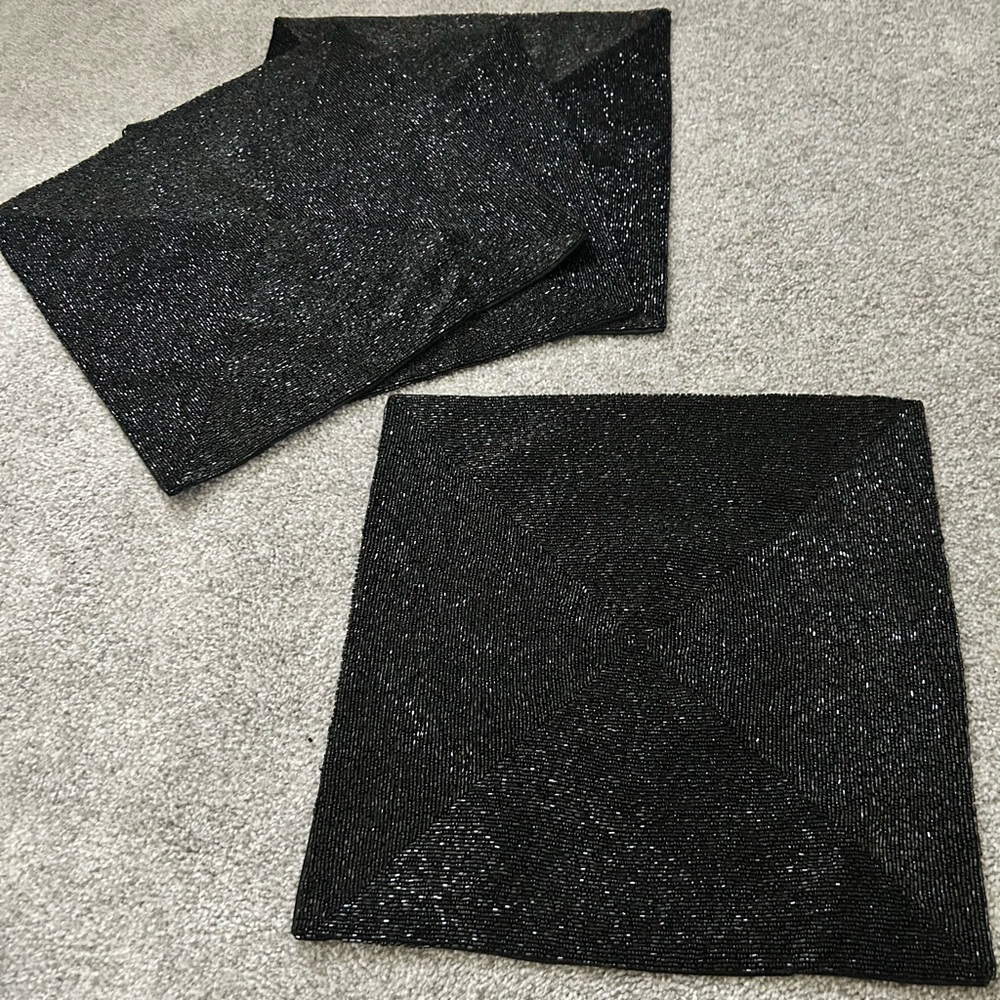 NWT Four (4) Black Pottery Barn Beaded Placemat  &
    Eight (8) Drink Coasters